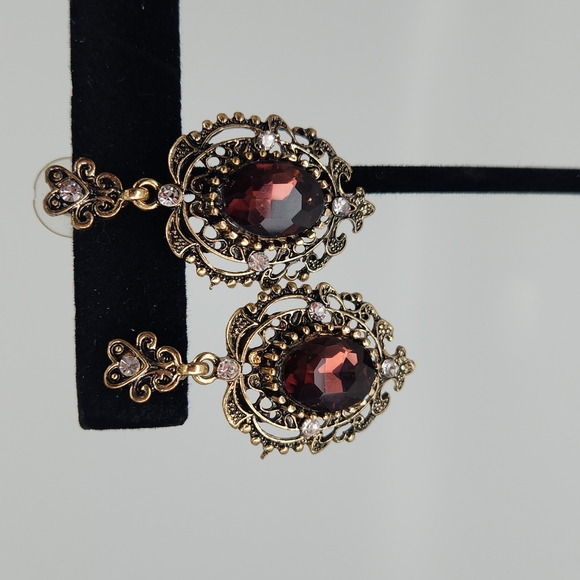 Jewelry - Filigree Earrings: Antique Gold with Dark Purple Faceted Crystal